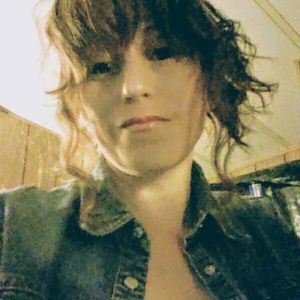 Meet your Posher, Raquel